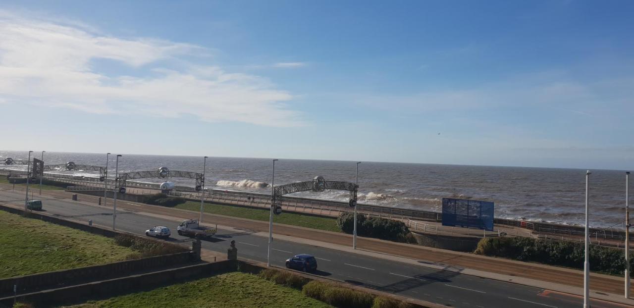 Carousel Hotel Blackpool Extérieur photo